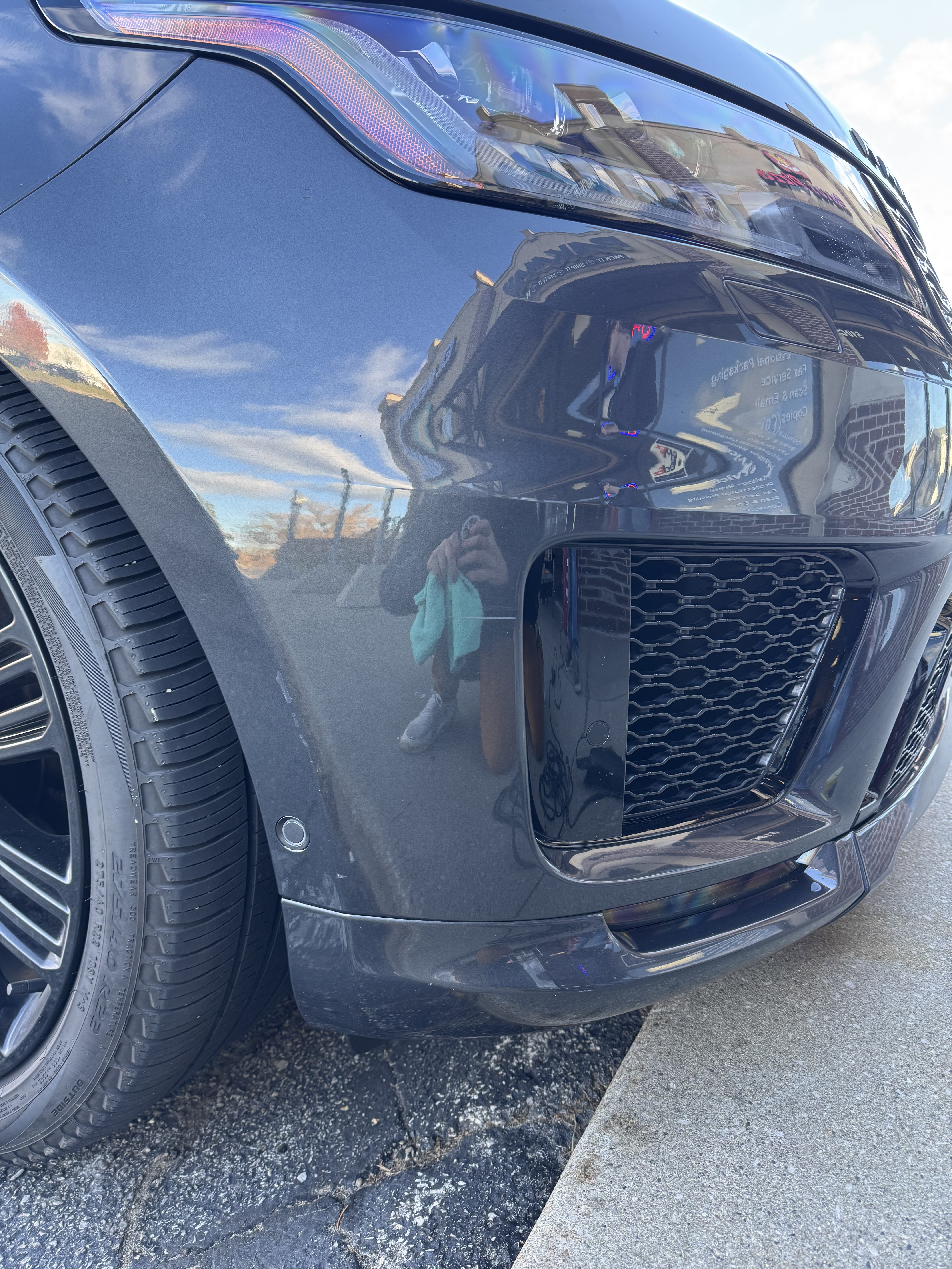 Front right headlight — crystal clear after professional restoration